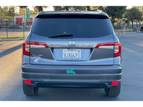 Used 2019 Honda Pilot LX image 3