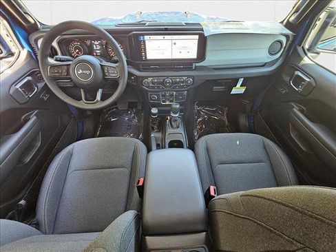 New 2025 Jeep Gladiator Sport image 17