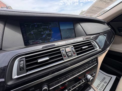 Used 2011 BMW 740i RWD image 23