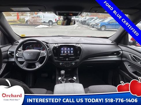 Used 2023 Chevrolet Traverse LT w/ Midnight/Sport Edition image 21
