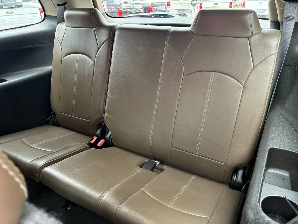 Used 2015 GMC Acadia SLT w/ Open Road Package FWD image 12