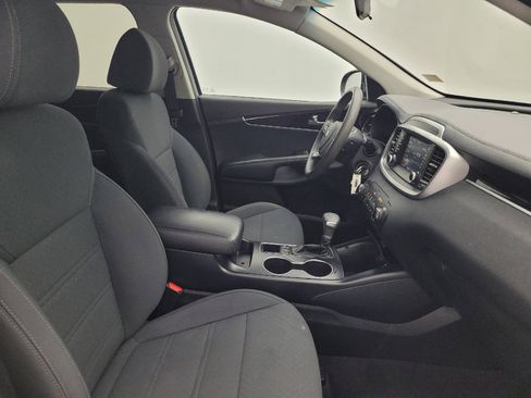 Used 2020 Kia Sorento LX FWD image 21