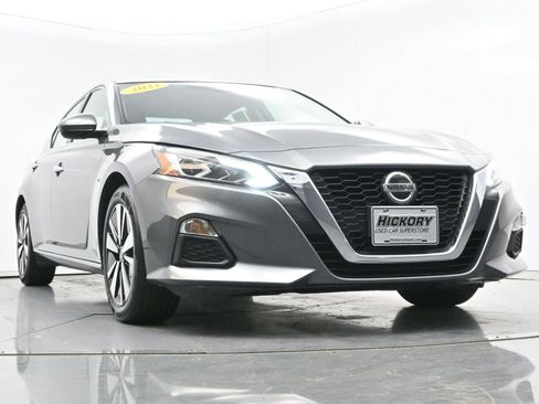 Used 2021 Nissan Altima 2.5 SV image 39