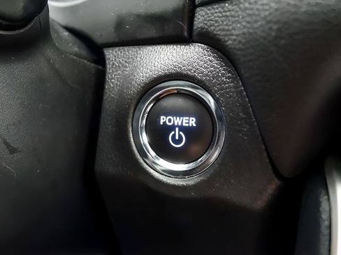Certified 2025 Toyota RAV4 XLE AWD/4WD image 13