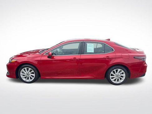 Used 2024 Toyota Camry LE FWD image 6
