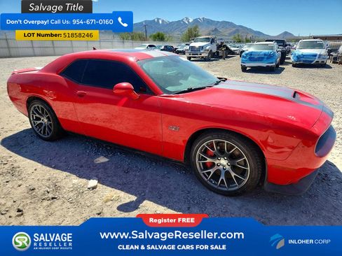Used 2015 Dodge Challenger SRT w/ Technology Group RWD image 5