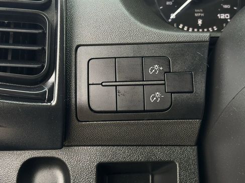 Used 2023 RAM ProMaster 2500 image 21