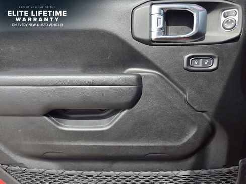 Used 2022 Jeep Wrangler Unlimited Sport AWD/4WD image 22