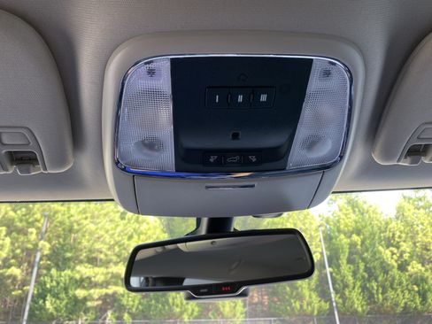 Used 2016 Dodge Durango Limited w/ Nav & Power Liftgate Group RWD image 31