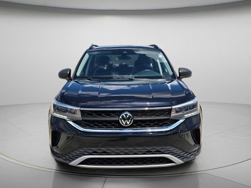 Certified 2023 Volkswagen Taos S FWD image 4