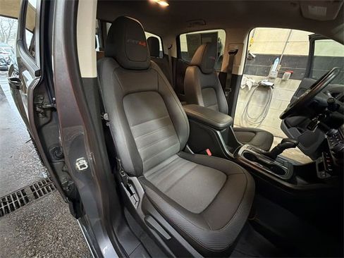 Certified 2022 GMC Canyon AT4 w/ Trailering Package image 25