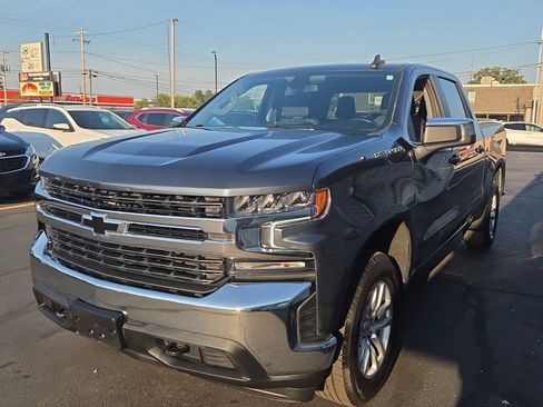 Used 2021 Chevrolet Silverado 1500 LT AWD/4WD image 9