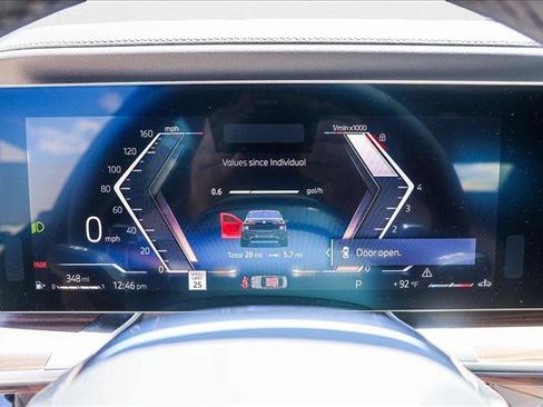 New 2025 BMW 760i xDrive image 14