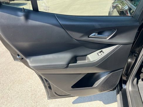 Used 2025 Chevrolet Equinox LT image 20