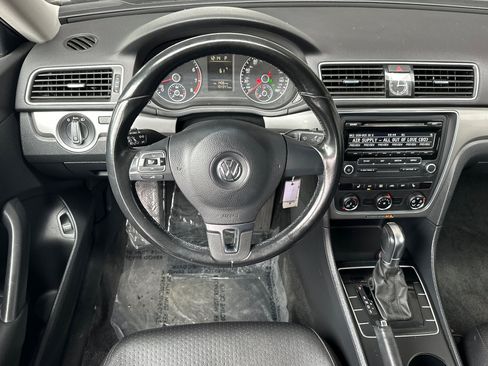 Used 2015 Volkswagen Passat 1.8T FWD image 14