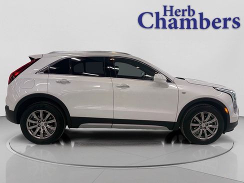 Used 2020 Cadillac XT4 Premium Luxury image 2