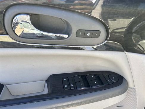 Used 2016 Buick Enclave Leather w/ Trailering Package image 26