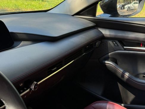 Used 2025 MAZDA MAZDA3 s image 30