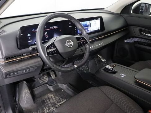 Used 2023 Nissan Ariya FWD image 24