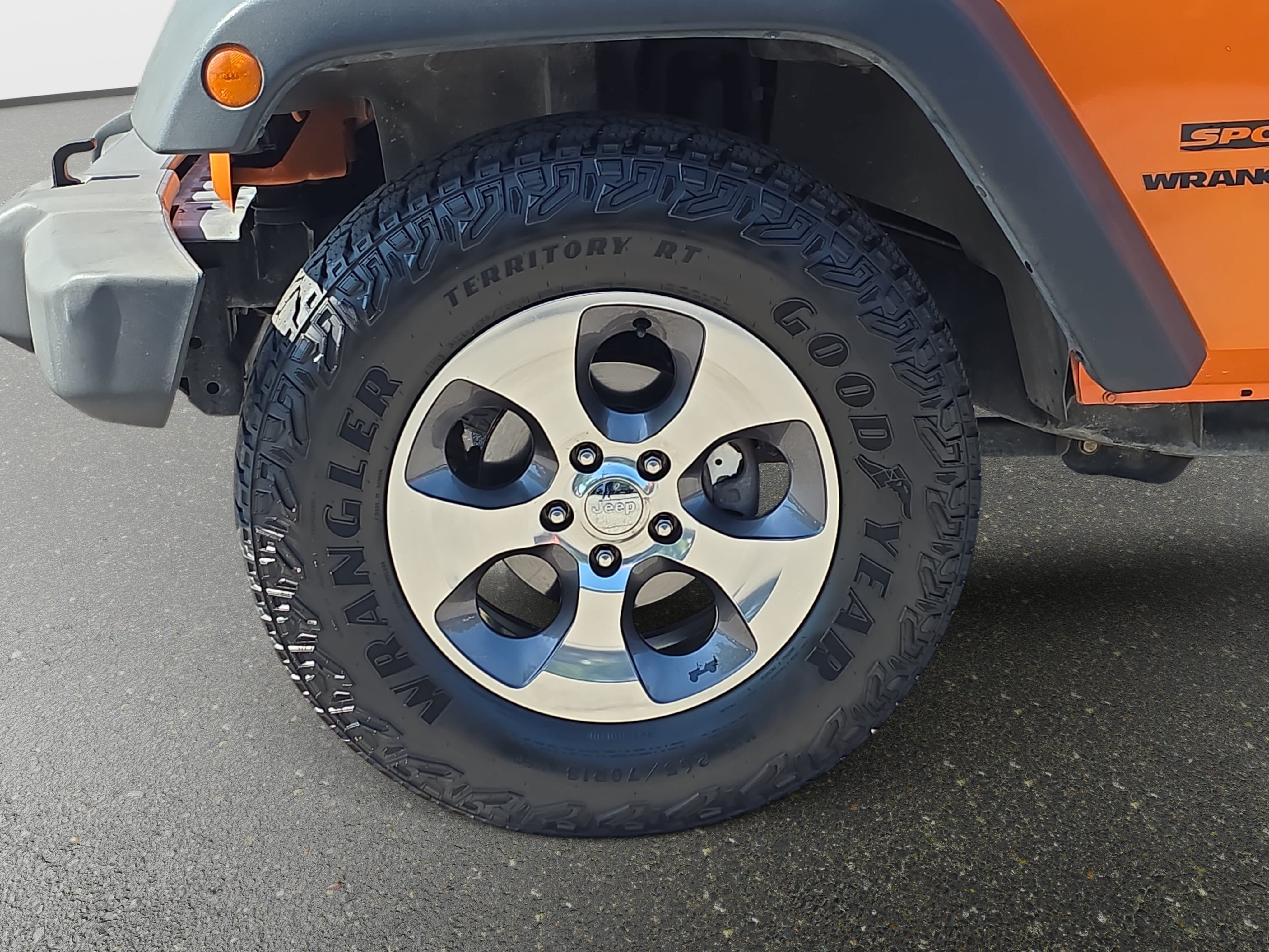 Used 2013 Jeep Wrangler Sport AWD/4WD image 26
