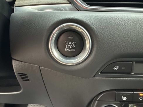 Used 2025 MAZDA CX-5 Signature image 34