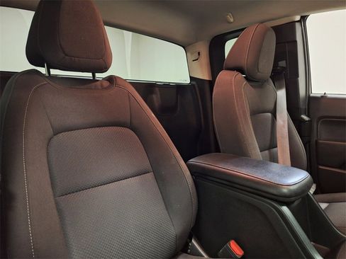 Used 2022 Chevrolet Colorado LT w/ Fleet Safety Package image 29