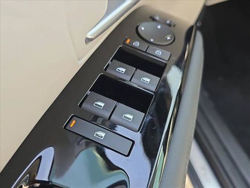 New 2026 Hyundai Tucson Limited FWD image 5
