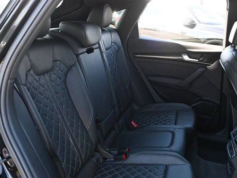 Used 2023 Audi SQ5 Premium Plus w/ Premium Plus Package image 21
