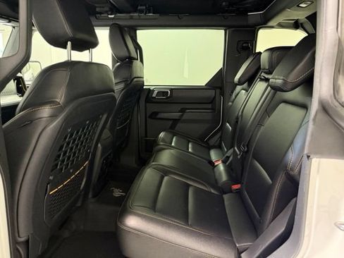 Used 2024 Ford Bronco Badlands AWD/4WD image 23