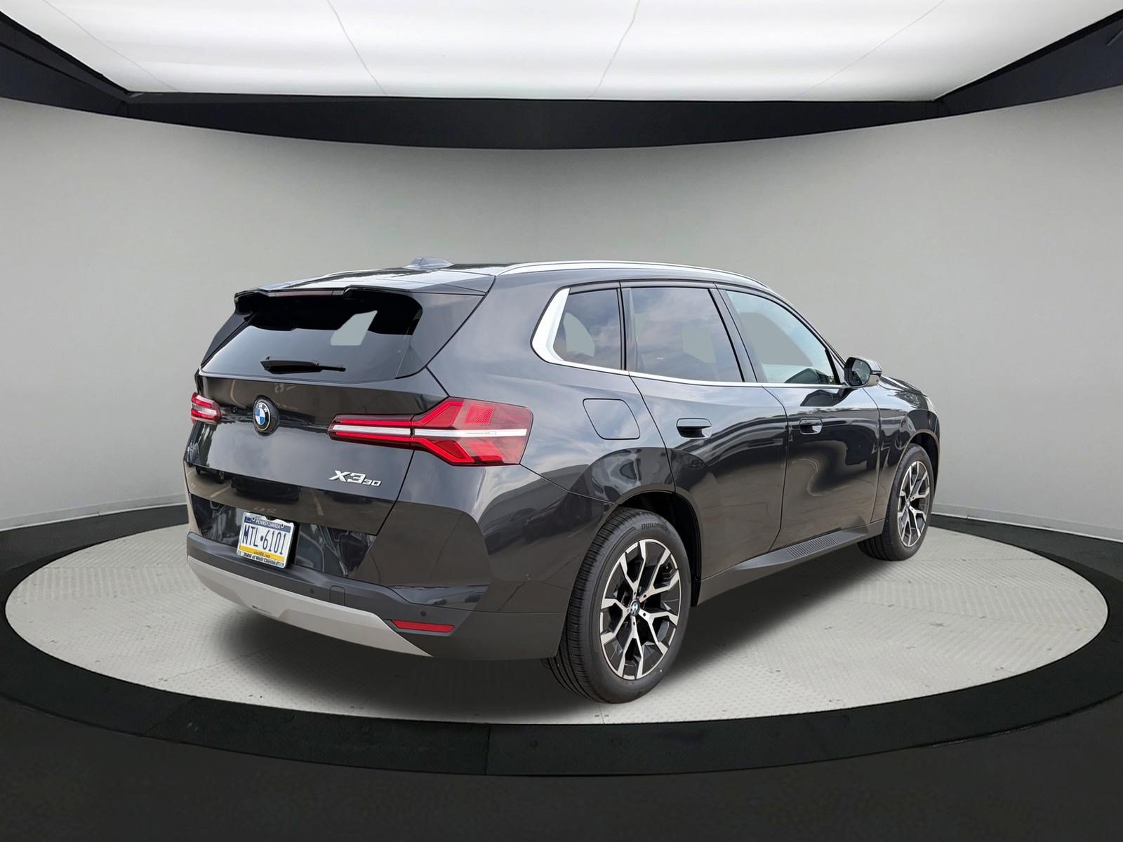 Certified 2026 BMW X3 xDrive30i w/ Premium Package AWD/4WD image 6