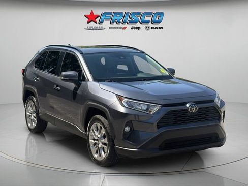 Used 2019 Toyota RAV4 XLE Premium FWD image 1