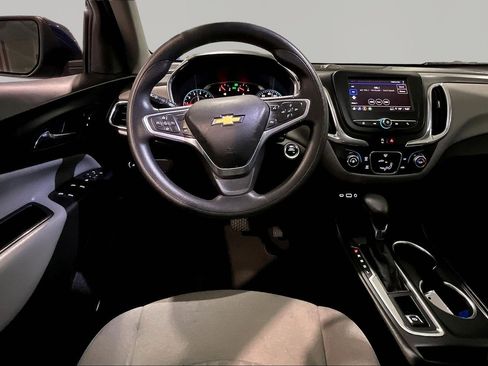 Used 2022 Chevrolet Equinox LT FWD image 8