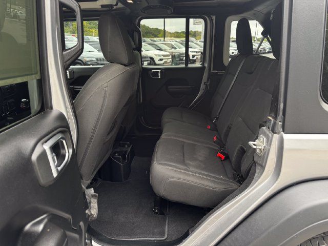 Used 2018 Jeep Wrangler Unlimited Sport S AWD/4WD image 33