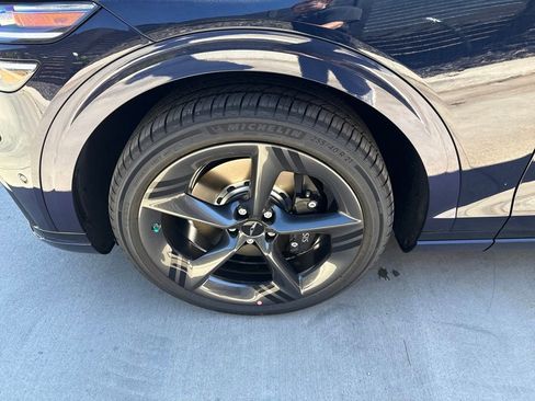 New 2026 Genesis GV70 2.5T Sport Prestige AWD/4WD image 9