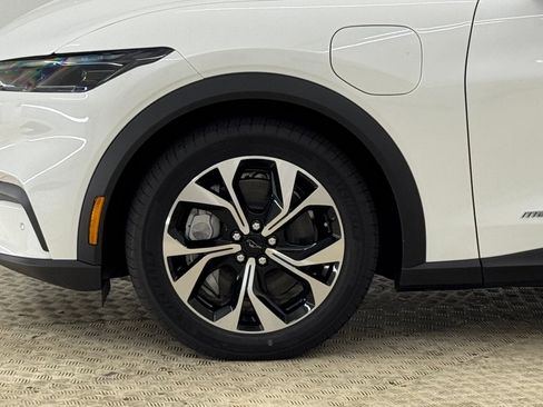 New 2025 Ford Mustang Mach-E Select w/ Comfort Package Lite image 12