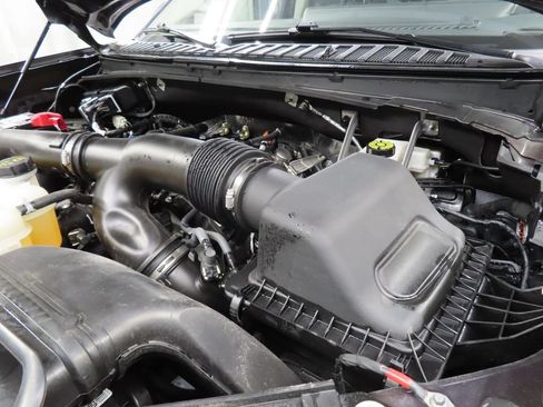 Used 2025 Ford Expedition Active AWD/4WD image 31