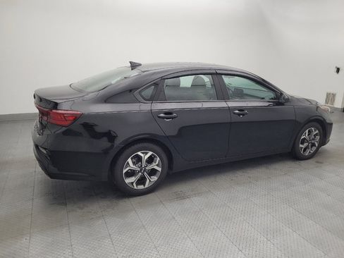 Used 2019 Kia Forte LXS FWD image 10