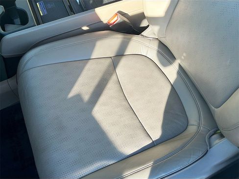 Used 2023 Honda Odyssey Elite image 19