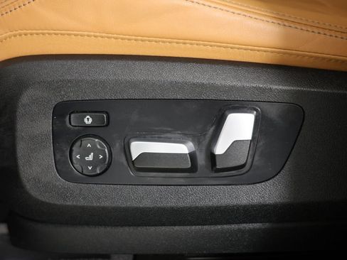 Used 2024 BMW X5 xDrive40i w/ Premium Package AWD/4WD image 23
