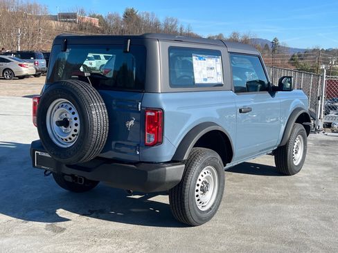 New 2025 Ford Bronco 2-Door image 3