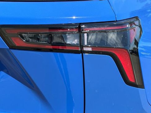 New 2026 Chevrolet Equinox ACTIV w/ Convenience Package III image 36