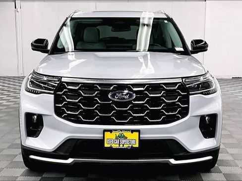 Used 2025 Ford Explorer Platinum w/ LUX Leather Package AWD/4WD image 4