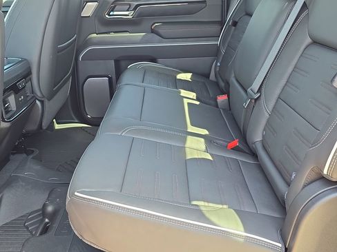 New 2026 GMC Sierra 2500 AT4X w/ AT4X AEV Edition AWD/4WD image 15