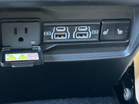 New 2025 Jeep Grand Cherokee Limited image 22