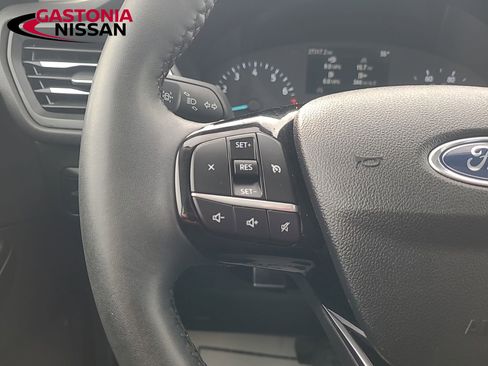 Used 2022 Ford Escape SEL image 37