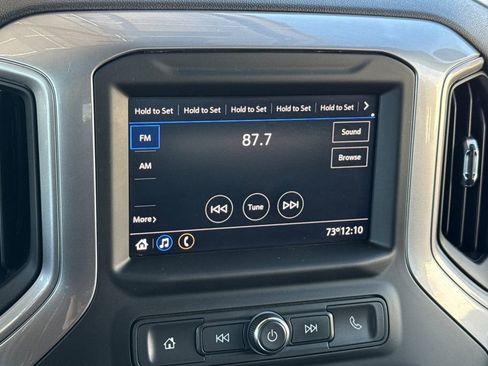 Used 2022 Chevrolet Silverado 2500 Custom w/ Custom Convenience Package RWD image 27