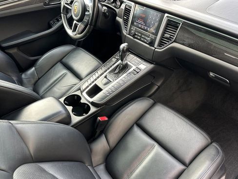 Used 2018 Porsche Macan GTS image 16