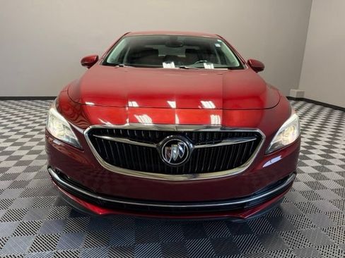 Used 2017 Buick LaCrosse Essence FWD image 4
