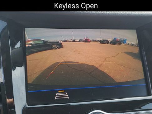 Certified 2022 Chevrolet Trax LT w/ Driver Confidence Package image 16