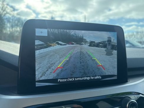 Used 2020 Ford Escape SEL image 30